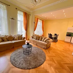 Apartment Jurincom Sadova