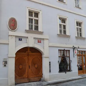 Hotel U Cervene Zidle - Red Chair, Prag