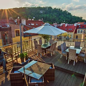 Julian **** Prague